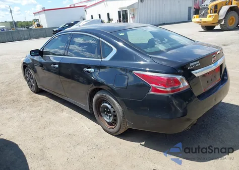 2015 Nissan Altima 2.5/2.5 S/2.5 Sl/2.5 Sv from USA, damaged, VIN 1N4AL3AP4FC174952